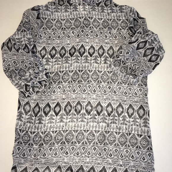 Black and White pattern Swinsuit Cover Up - Picture 4 of 5